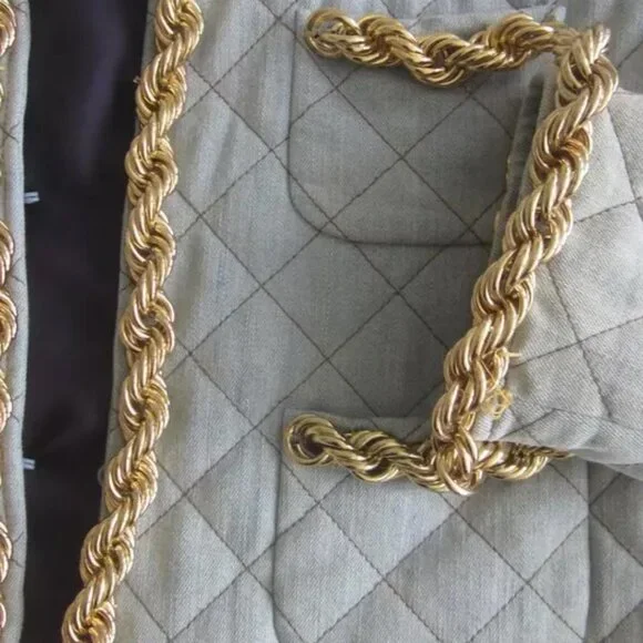 MOSCHINO COUTURE LIGHT WASH FADED DENIM QUILT GOLD CHAIN JACKET IT44 USA 10 - Picture 14 of 15